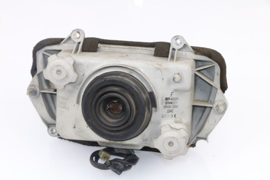 photo de PHARE AVANT HONDA CBR F 600 (1991 - 1994) - Détail de la pièce