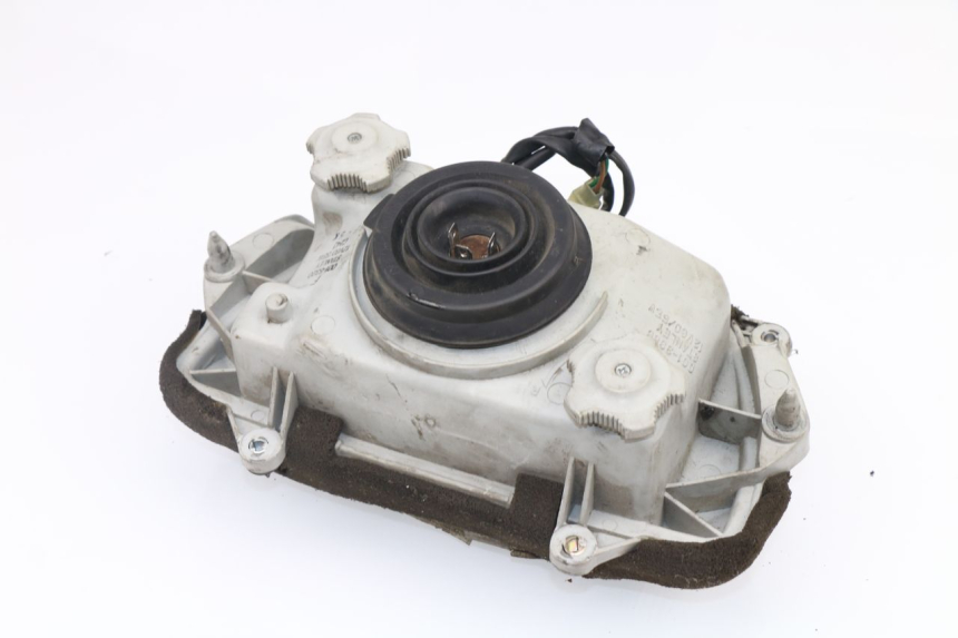 photo de PHARE AVANT HONDA CBR F 600 (1991 - 1994) - Autre angle de vue