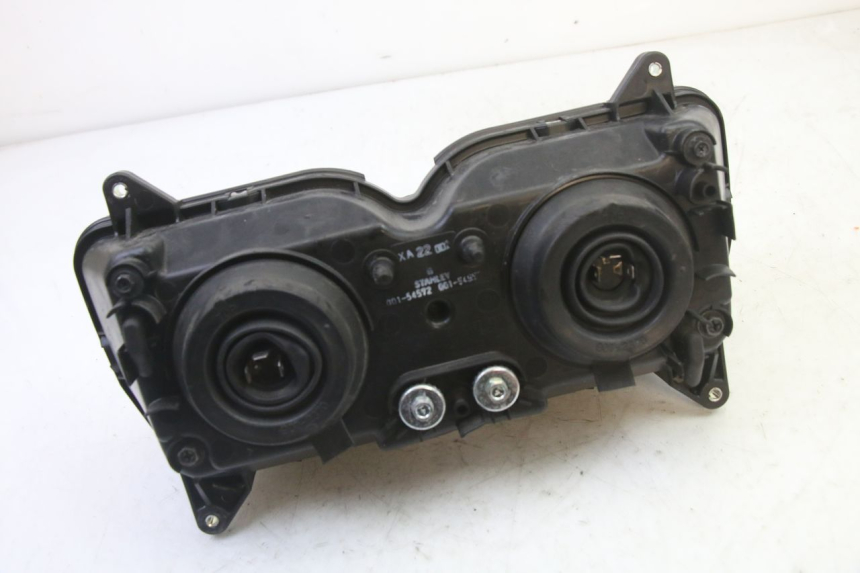 photo de PHARE AVANT HONDA CBR RR FIREBLADE 900 (1992 - 1994) - Gros plan technique