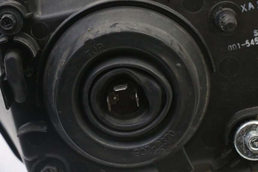 photo de PHARE AVANT HONDA CBR RR FIREBLADE 900 (1992 - 1994) - Vue d’ensemble