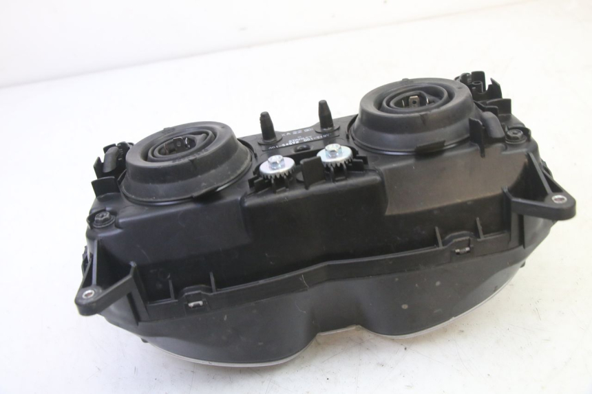 photo de PHARE AVANT HONDA CBR RR FIREBLADE 900 (1992 - 1994) - État de surface