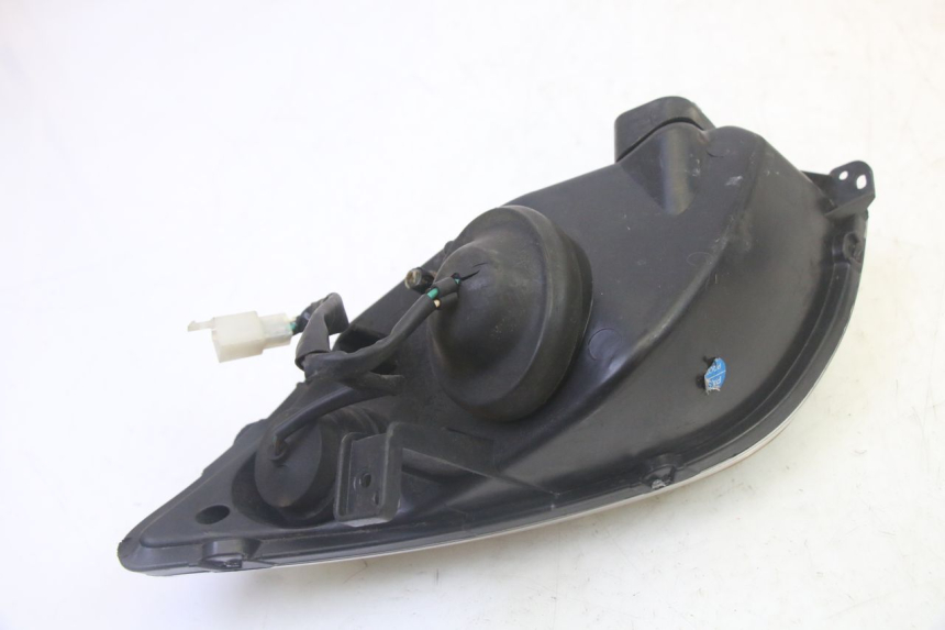 photo de PHARE AVANT PEUGEOT CITYSTAR 50 (2013 - 2017) - État de surface