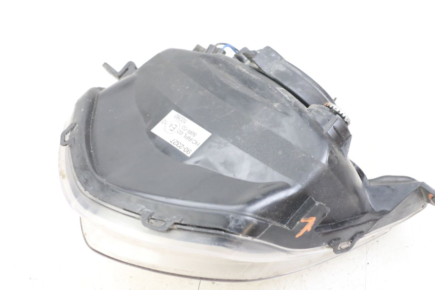 photo de PHARE AVANT YAMAHA CYGNUS X 125 (2004 - 2007) - Autre angle de vue