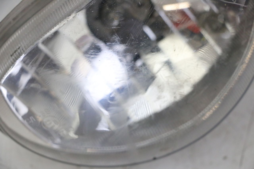 photo de PHARE AVANT DAELIM BESBI 125 (2007 - 2008) - Zoom état d’usage