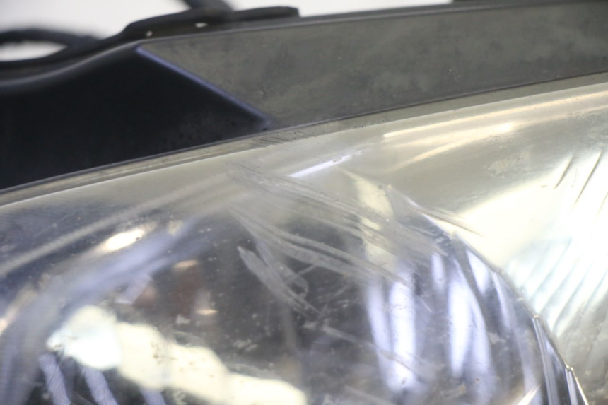 photo de PHARE AVANT SUZUKI DL V STROM 1000 (2002 - 2007) - Vue d’ensemble