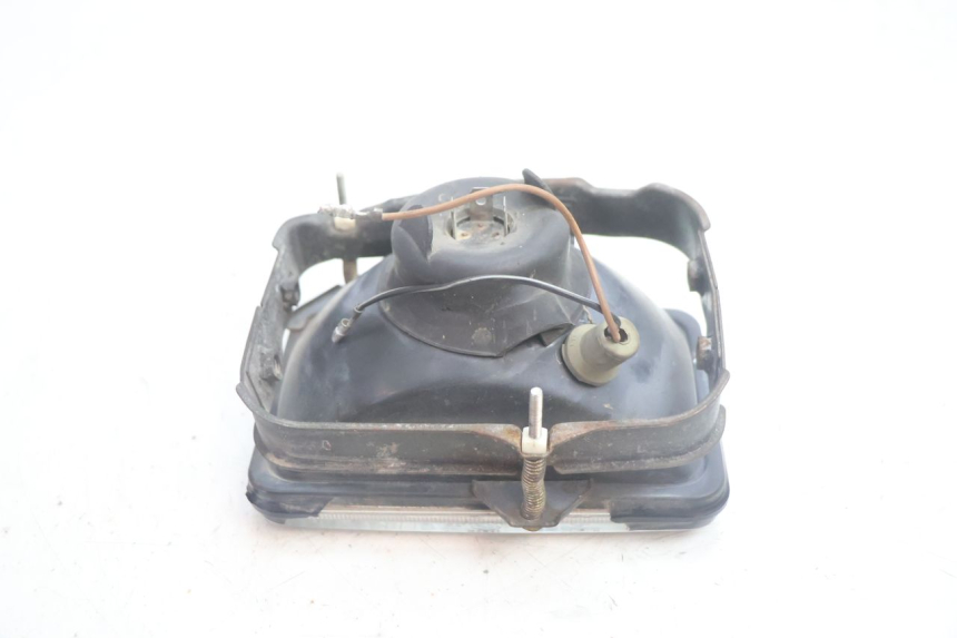photo de PHARE AVANT SUZUKI DR S 600 (1985 - 1989) - Vue d’ensemble