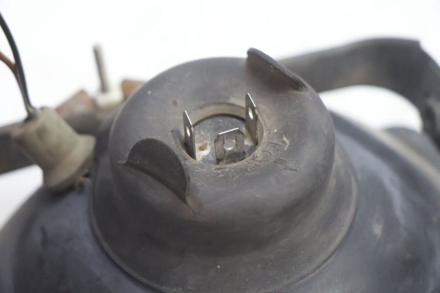 photo de PHARE AVANT SUZUKI DR S 600 (1985 - 1989) - État de surface