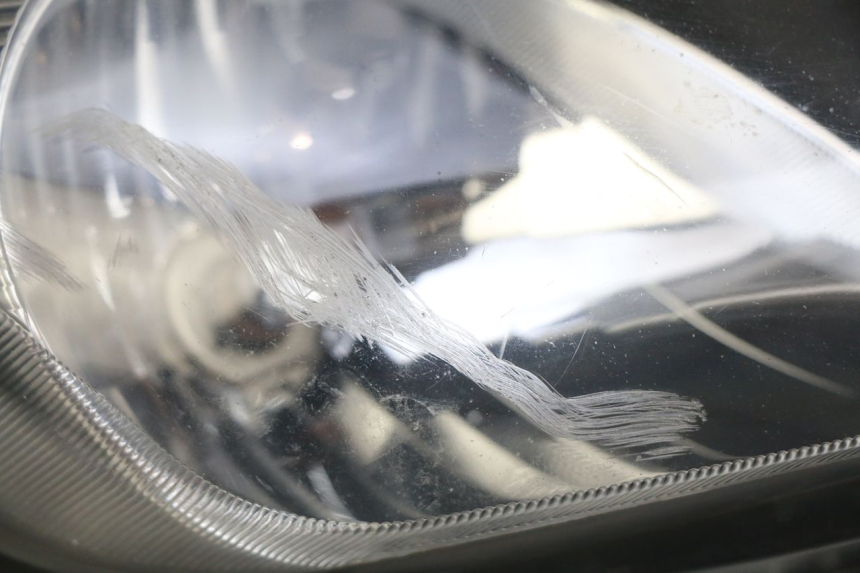 photo de PHARE AVANT DROIT SUZUKI BURGMAN 650 (2002 - 2004) - Pièce contrôlée