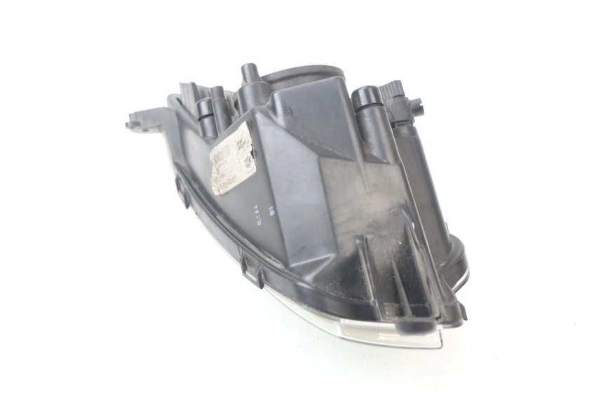 photo de PHARE AVANT DROIT BMW C SPORT 650 (2015 - 2021) - Gros plan technique