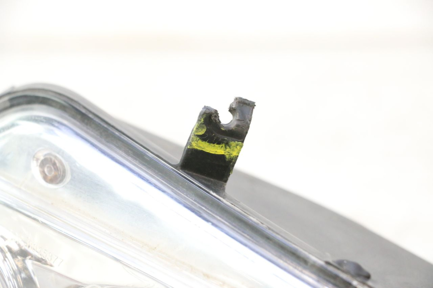 photo de PHARE AVANT DROIT PEUGEOT CITYSTAR 2T 50 (2018 - 2021) - Zoom état d’usage