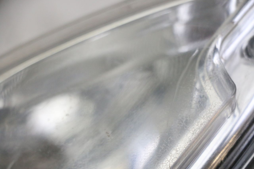 photo de PHARE AVANT DROIT PEUGEOT CITYSTAR 50 (2013 - 2017) - Détail de la pièce