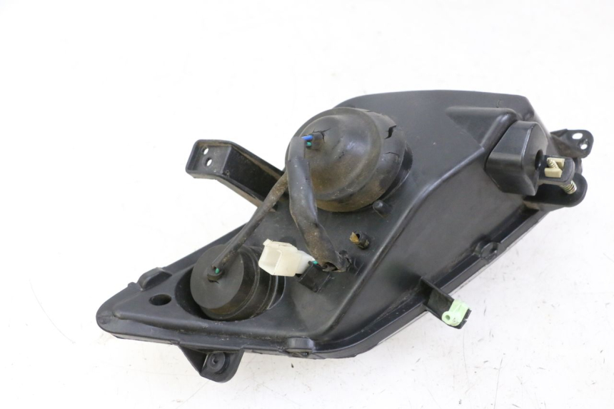 photo de PHARE AVANT DROIT PEUGEOT CITYSTAR 50 (2013 - 2017) - Marquages et références