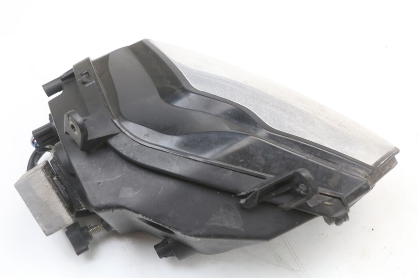 photo de PHARE AVANT DROIT LONGJIA EASY MAX 125 (2020 - 2024) - Zoom état d’usage