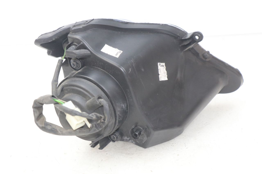 photo de PHARE AVANT DROIT PEUGEOT GEOPOLIS 400 (2007 - 2013) - Vue d’ensemble