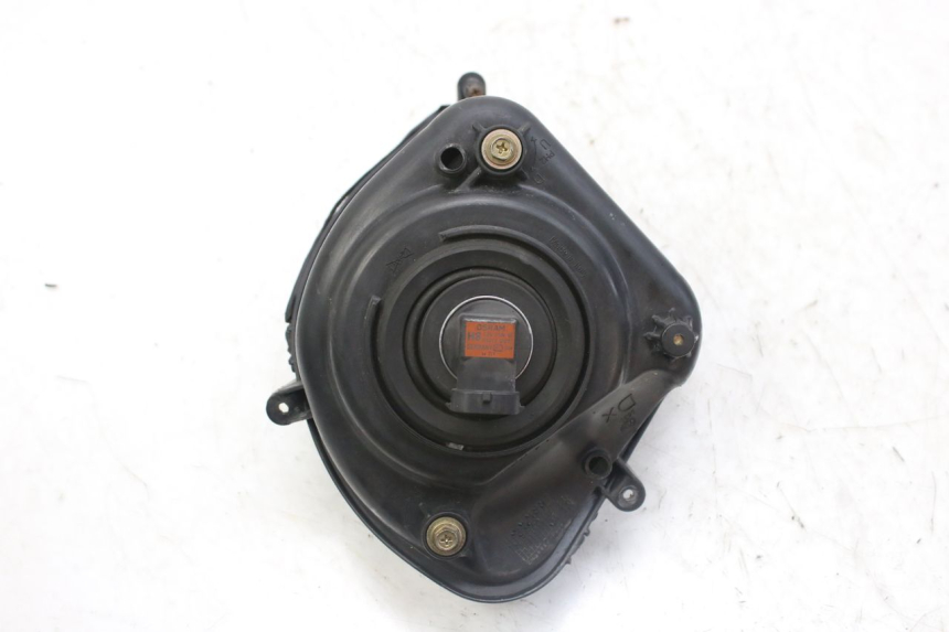 photo de PHARE AVANT DROIT DERBI GPR 50 (2004 - 2009) - Détail de la pièce