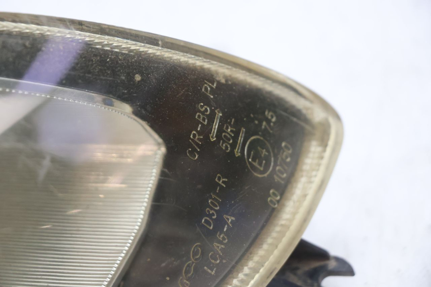 photo de PHARE AVANT DROIT KYMCO MXU R 250 (2004 - 2010) - Vue d’ensemble