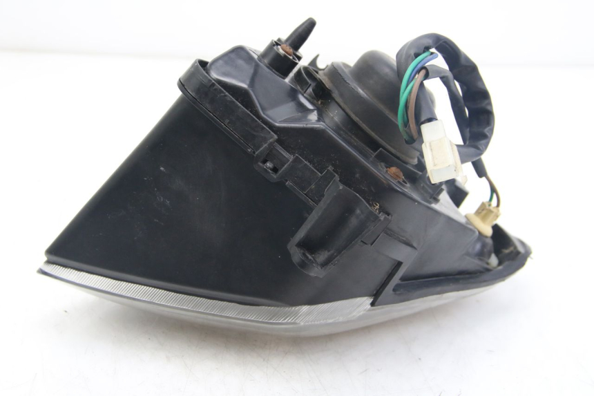 photo de PHARE AVANT DROIT SELECT UP OCTALIS 125 (2007 - 2012) - Zoom état d’usage