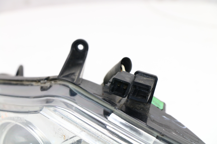 photo de PHARE AVANT DROIT PEUGEOT SATELIS COMPRESSOR K15 125 (2006 - 2009) - Zoom composants