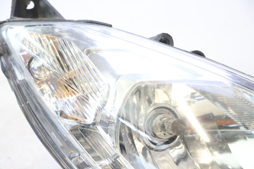 photo de PHARE AVANT DROIT PEUGEOT SATELIS 125 (2013 - 2018) - Vue produit