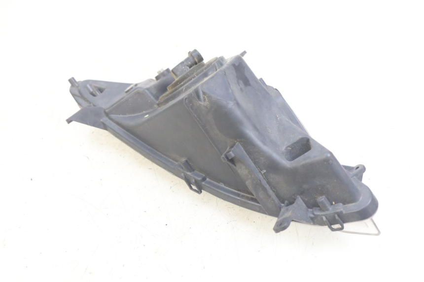 photo de PHARE AVANT DROIT PEUGEOT SPEEDFIGHT 3 AIR 50 (2009 - 2015) - Points de fixation