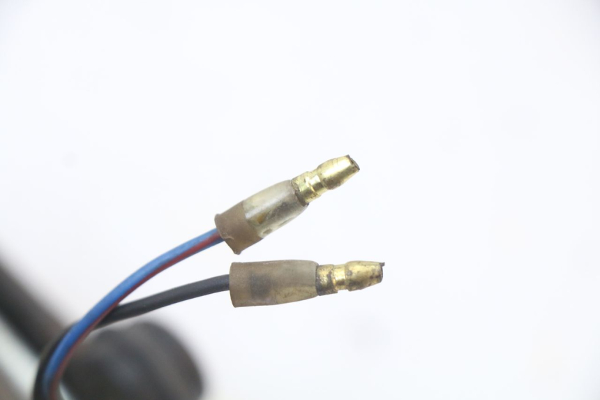 photo de PHARE AVANT YAMAHA DTLC 125 (1982 - 1987) - Points de fixation