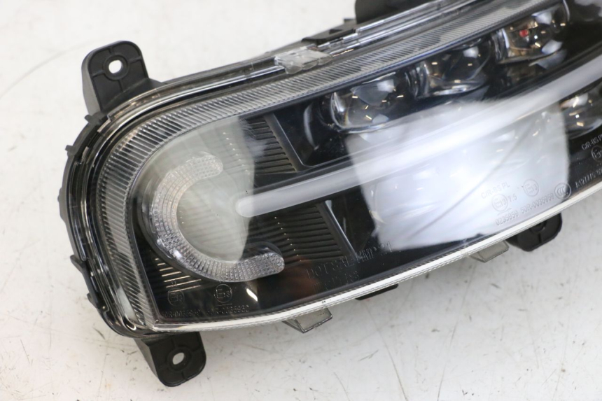 photo de PHARE AVANT SEGWAY NINEBOT E125S 1 (2022 - 2026) - Points de fixation