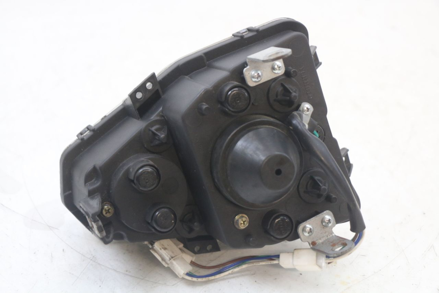 photo de PHARE AVANT EBROH BRAVO GLE 1 (2020 - 2024) - Points de fixation