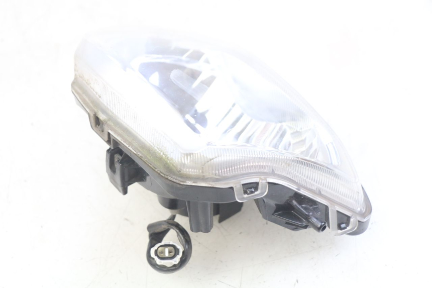 photo de PHARE AVANT YAMAHA D'ELIGHT DELIGHT 125 (2017 - 2020) - Détail de la pièce