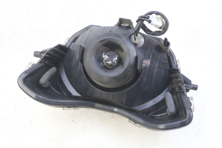 photo de PHARE AVANT YAMAHA D'ELIGHT DELIGHT 125 (2017 - 2020) - Autre angle de vue