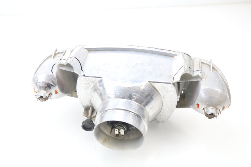 photo de PHARE AVANT PEUGEOT ELYSEO 50 (1998 - 2001) - Détails caractéristiques