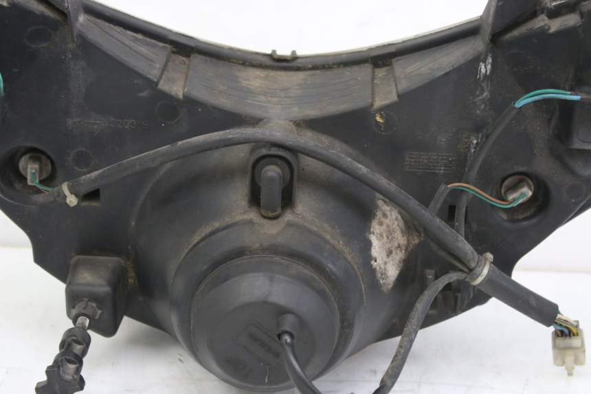 photo de PHARE AVANT PEUGEOT ELYSTAR 50 (2002 - 2014) - Détails caractéristiques