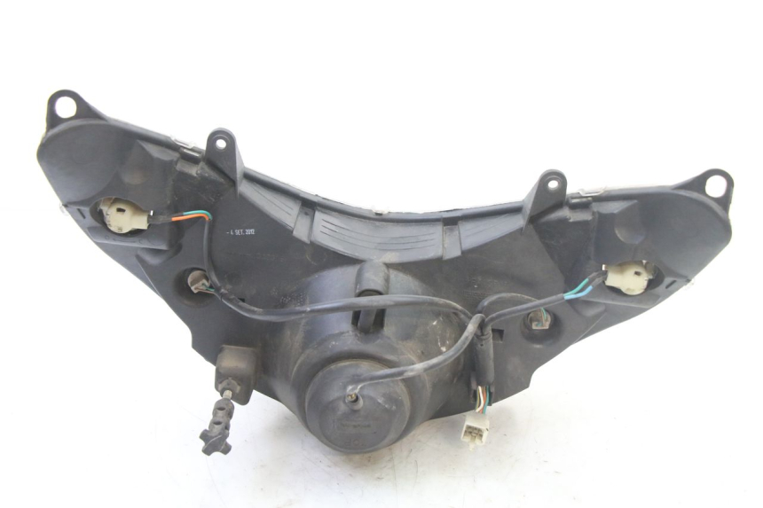 photo de PHARE AVANT PEUGEOT ELYSTAR 50 (2002 - 2014) - Vue d’ensemble