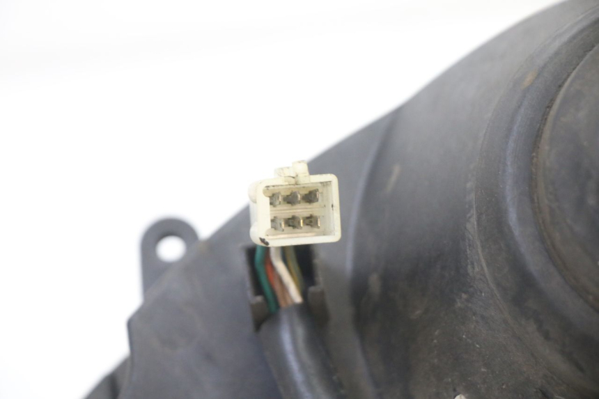 photo de PHARE AVANT PEUGEOT ELYSTAR 50 (2002 - 2014) - État de surface