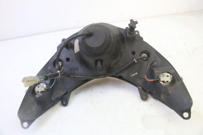 photo de PHARE AVANT PEUGEOT ELYSTAR 50 (2002 - 2014) - Marquages et références