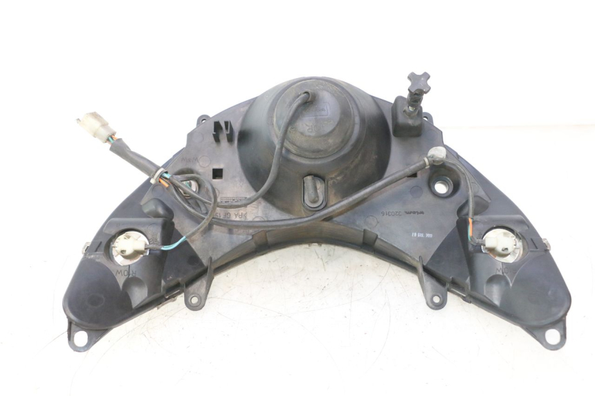photo de PHARE AVANT PEUGEOT ELYSTAR 50 (2002 - 2014) - Autre angle de vue