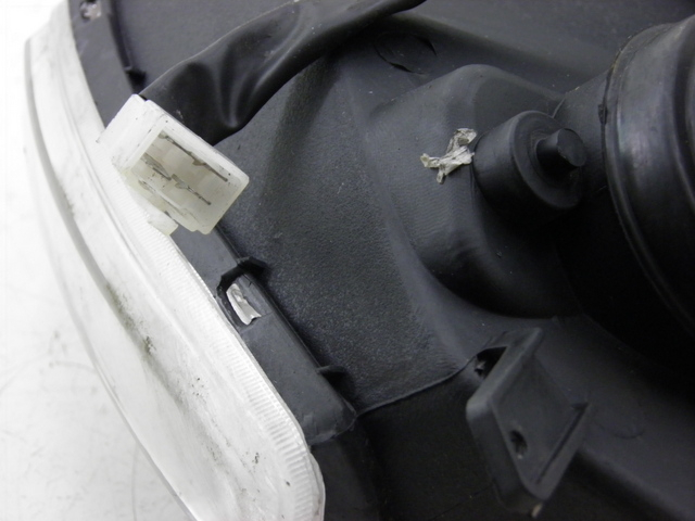 photo de PHARE AVANT EUROCKA MATADOR 4T 50 (2010 - 2016) - Points de fixation