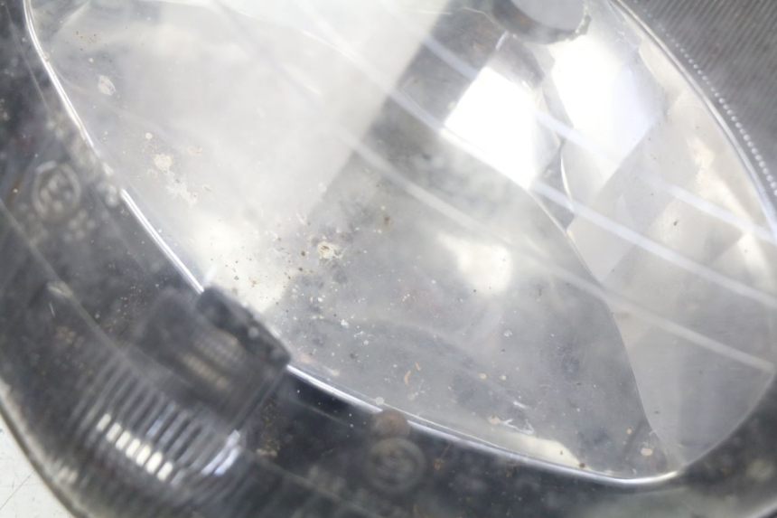 photo de PHARE AVANT HONDA FES PANTHEON 2T 125 (1998 - 2002) - Focus structure