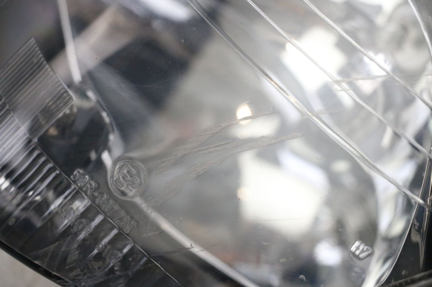 photo de PHARE AVANT HONDA FES PANTHEON 2T 125 (1998 - 2002) - Pièce contrôlée