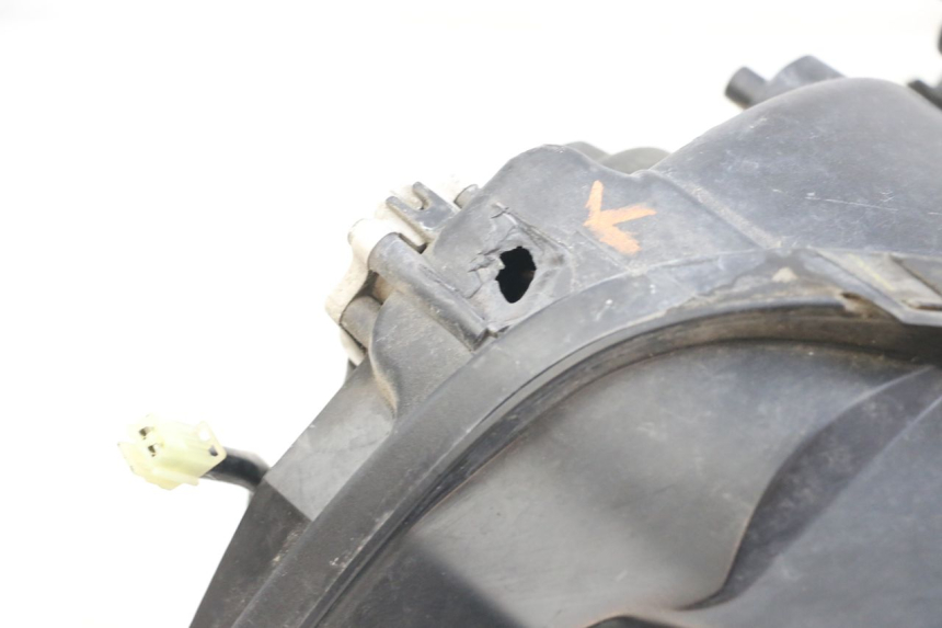 photo de PHARE AVANT YAMAHA FJR ABS 1300 (2006 - 2012) - Zoom état d’usage