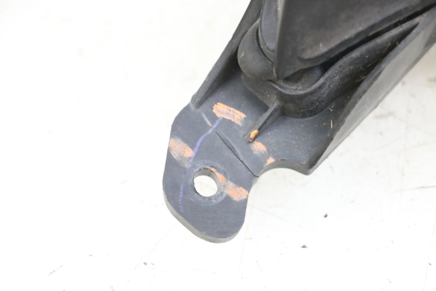 photo de PHARE AVANT YAMAHA FJR ABS 1300 (2006 - 2012) - Autre angle de vue