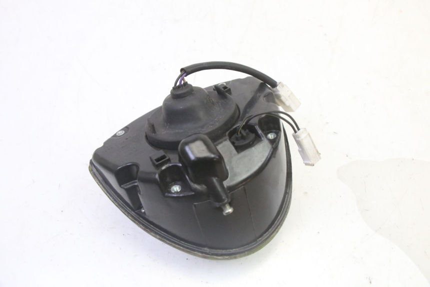 photo de PHARE AVANT PIAGGIO FLY 2T 50 (2004 - 2017) - Gros plan technique