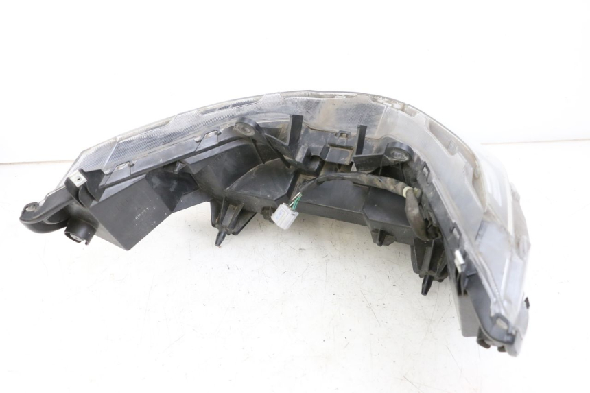 photo de PHARE AVANT HONDA FORZA 125 (2015 - 2016) - Détails caractéristiques