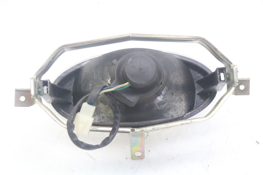 photo de PHARE AVANT BAOTIAN FRESH 50 (2004 - 2012) - Zoom état d’usage