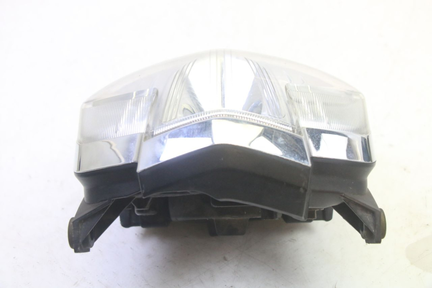 photo de PHARE AVANT YAMAHA FZ6 N FAZER 600 (2004 - 2006) - Autre angle de vue