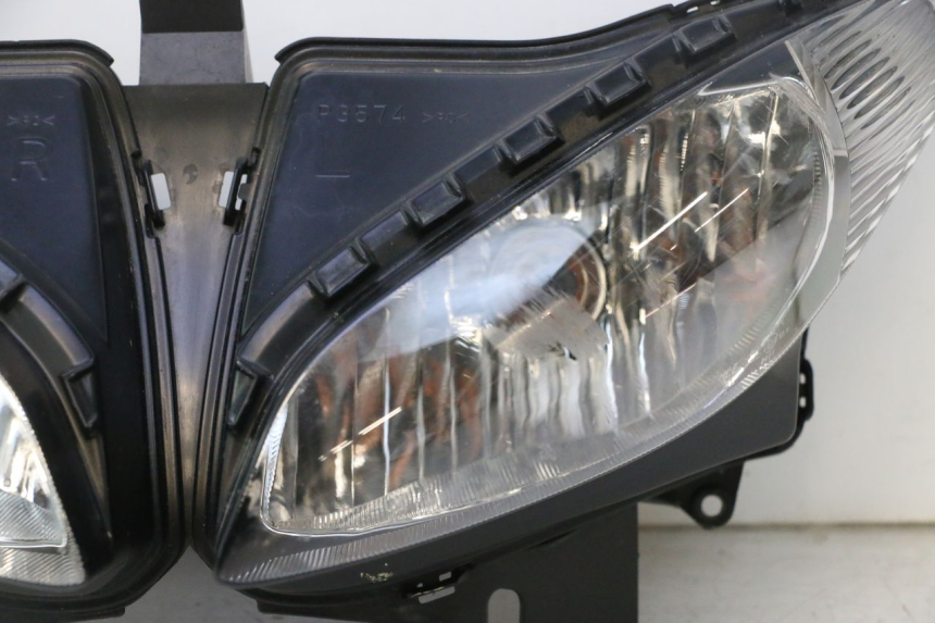 photo de PHARE AVANT YAMAHA FZ8 800 (2010 - 2016) - Vue d’ensemble