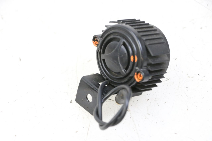 photo de PHARE AVANT KUKIRIN G2 MASTER 1 - Zoom état d’usage