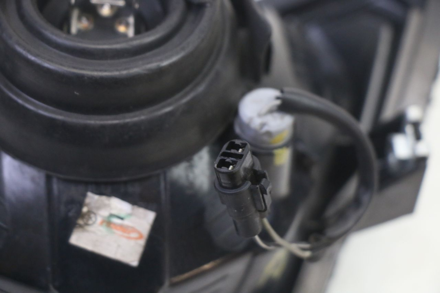 photo de PHARE AVANT BMW G310 R 310 (2016 - 2020) - Vue d’ensemble