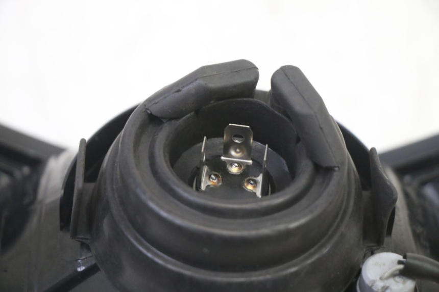 photo de PHARE AVANT BMW G310 R 310 (2016 - 2020) - Points de fixation