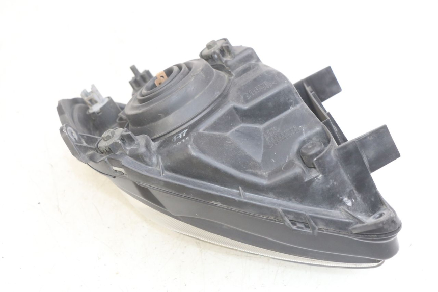 photo de PHARE AVANT GAUCHE SUZUKI BURGMAN 650 (2002 - 2004) - Détail de la pièce