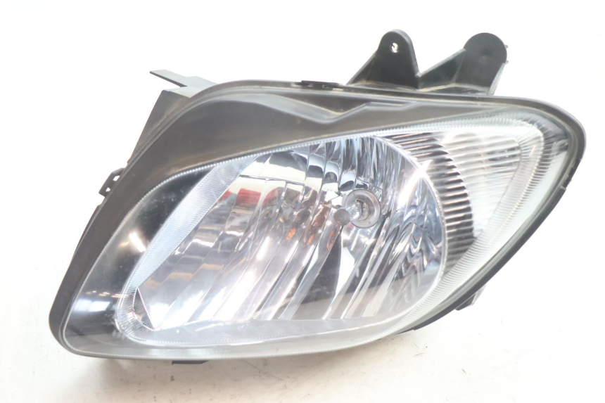 photo de PHARE AVANT GAUCHE SUZUKI BURGMAN EXECUTIVE ABS 650 (2006 - 2012) - Détail de la pièce